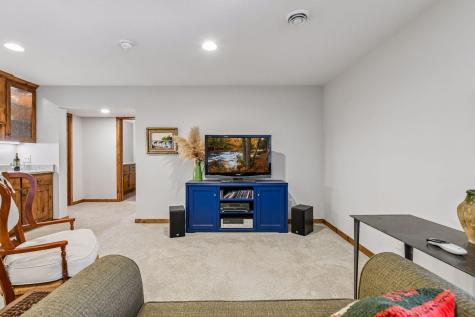 121 Vista Way Waconia MN 55387