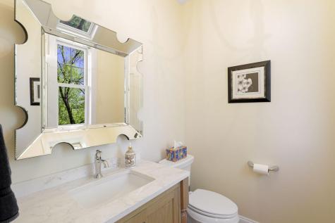 23 Phoebe Lane North Oaks MN 55127