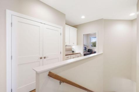 23 Phoebe Lane North Oaks MN 55127
