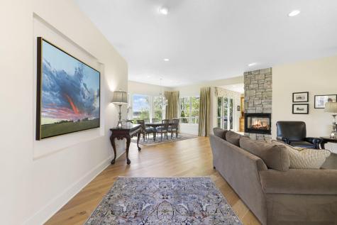 23 Phoebe Lane North Oaks MN 55127