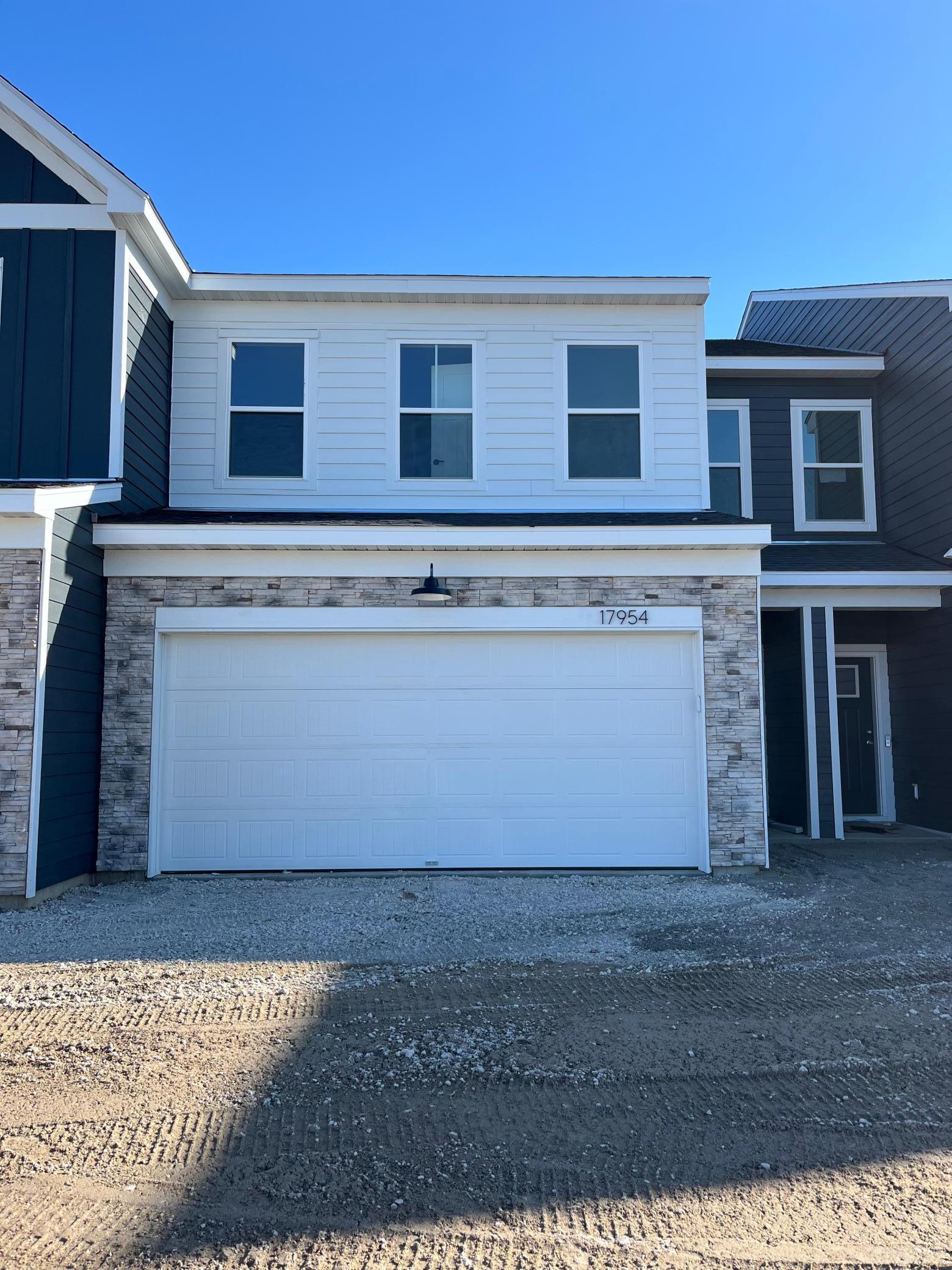 17968 Genoa Drive Lakeville MN 55044