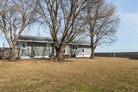 306 6th Street E Finley ND 58230