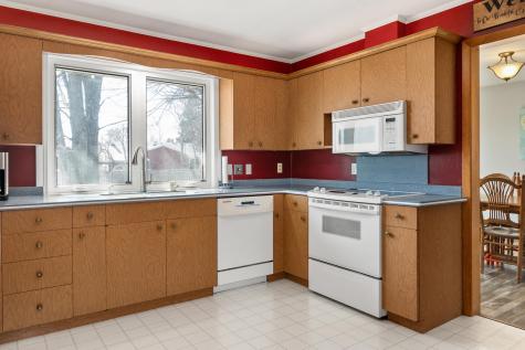 306 6th Street E Finley ND 58230
