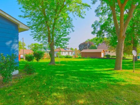 404 Summit Avenue Silver Lake MN 55381
