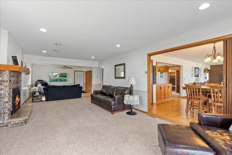 6286 Highland Scenic Road Baxter MN 56425