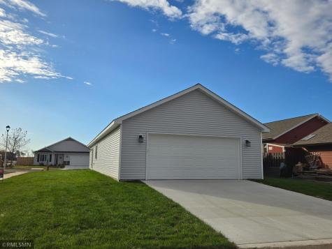 2012 Essler Drive Saint Peter MN 56082