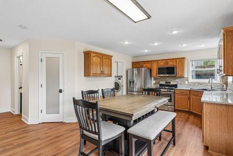 4909 Rusten Road Eagan MN 55122