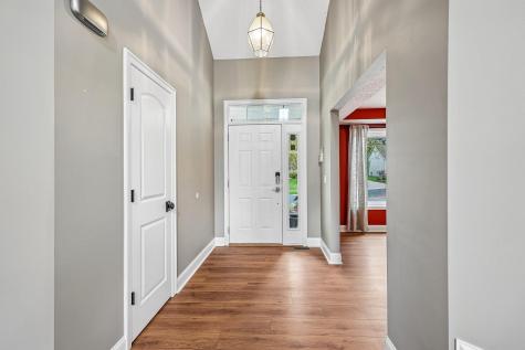 4909 Rusten Road Eagan MN 55122