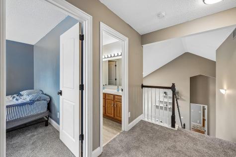 4909 Rusten Road Eagan MN 55122