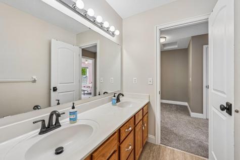 4909 Rusten Road Eagan MN 55122