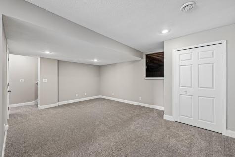 4909 Rusten Road Eagan MN 55122