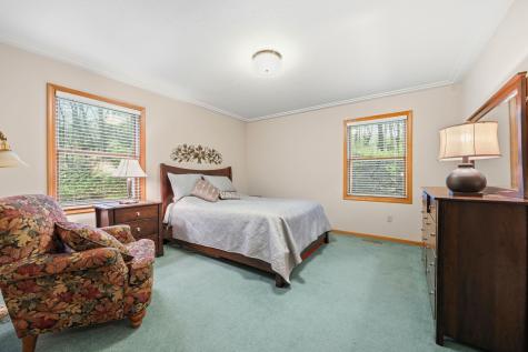 1360 Parkview Drive Chaska MN 55318