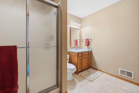 1360 Parkview Drive Chaska MN 55318