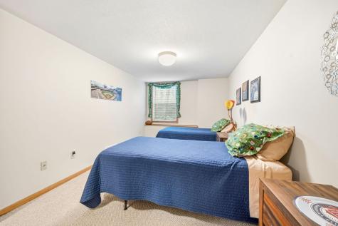 1360 Parkview Drive Chaska MN 55318