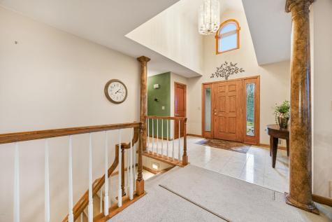 1360 Parkview Drive Chaska MN 55318