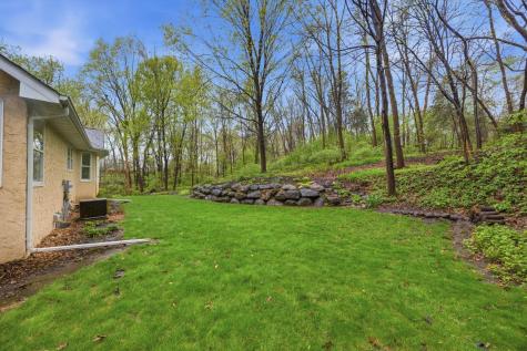 1360 Parkview Drive Chaska MN 55318