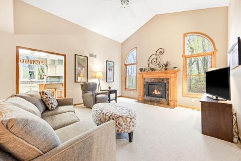 1360 Parkview Drive Chaska MN 55318