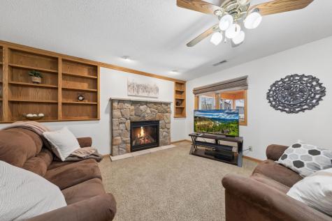 8922 Quinwood Lane N Maple Grove MN 55369
