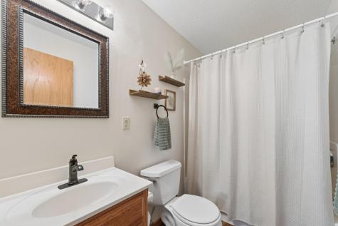 8922 Quinwood Lane N Maple Grove MN 55369
