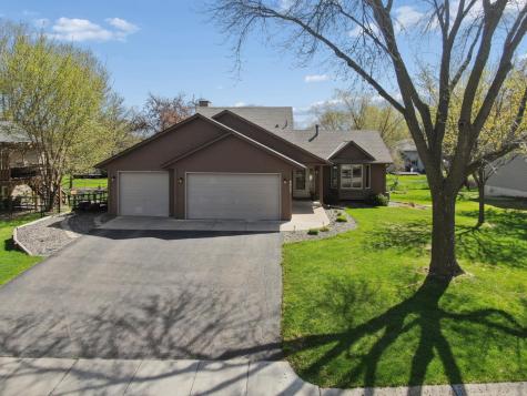 8922 Quinwood Lane N Maple Grove MN 55369