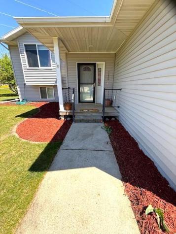 1230 Lenore Way Fergus Falls MN 56537
