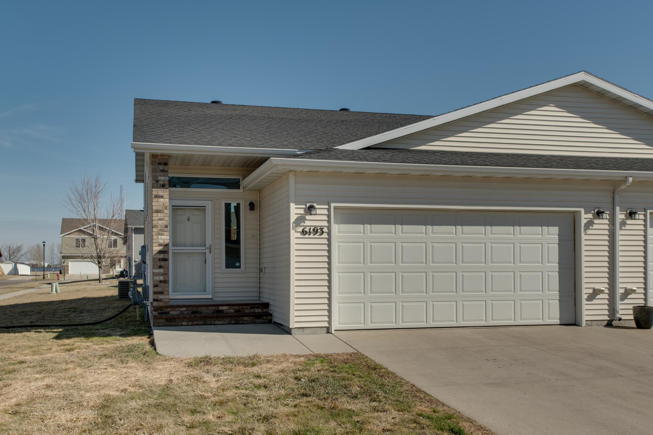 6193 56th Avenue S Fargo ND 58104