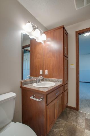 6193 56th Avenue S Fargo ND 58104