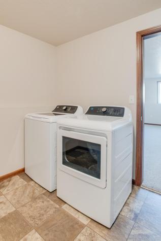 6193 56th Avenue S Fargo ND 58104