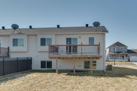 6193 56th Avenue S Fargo ND 58104