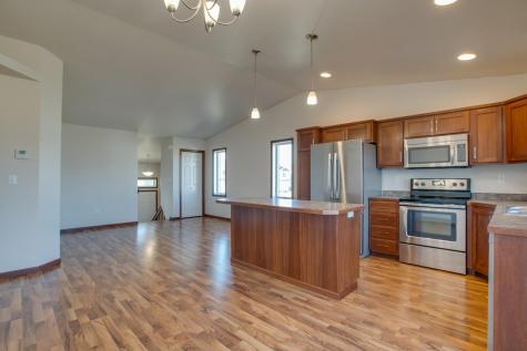 6193 56th Avenue S Fargo ND 58104