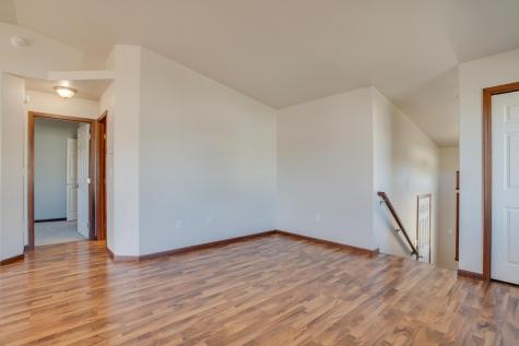 6193 56th Avenue S Fargo ND 58104