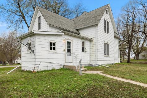 106 E Park Avenue Buffalo Lake MN 55332