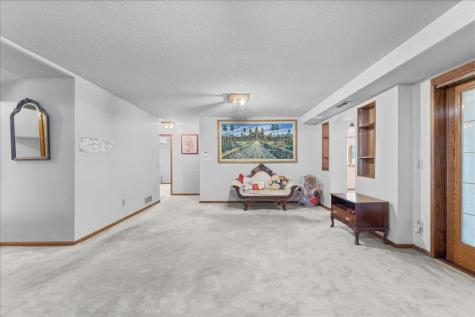 479 Mary Street S Maplewood MN 55119