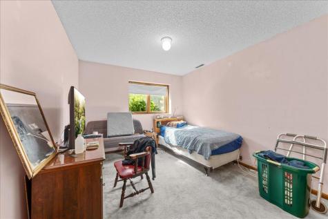 479 Mary Street S Maplewood MN 55119