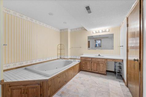 479 Mary Street S Maplewood MN 55119