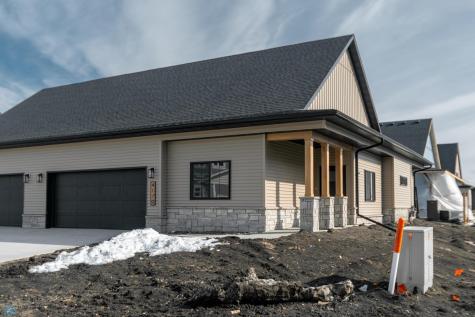 4148 Arthur Drive S Fargo ND 58104
