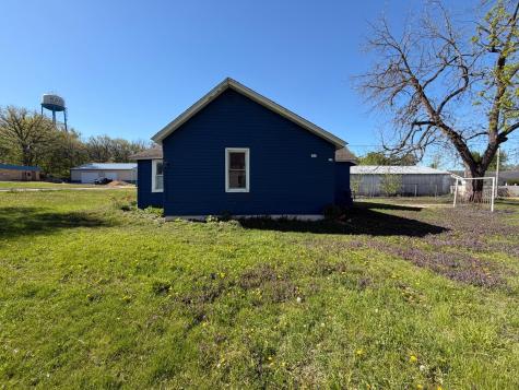 321 Rice Street S Kasota MN 56050