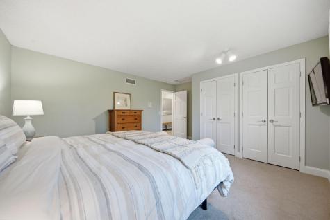 13220 38th Avenue N Plymouth MN 55441