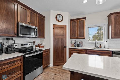 300 Pine Drive Hankinson ND 58041