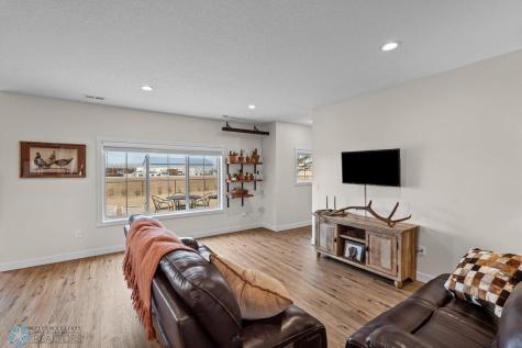 300 Pine Drive Hankinson ND 58041