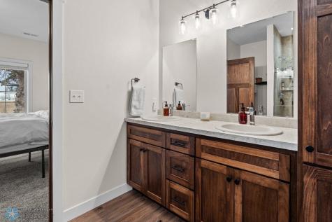 300 Pine Drive Hankinson ND 58041