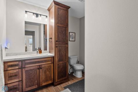 300 Pine Drive Hankinson ND 58041