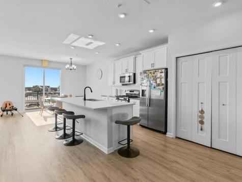 6662 Wildflower Way Minnetrista MN 55331
