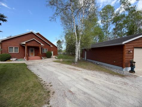 1377 Riverside Drive NW Baudette MN 56623