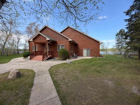 1377 Riverside Drive NW Baudette MN 56623