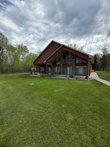 1377 Riverside Drive NW Baudette MN 56623