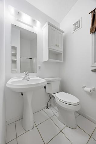 1059 Sommerset Place West Fargo ND 58078