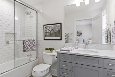 1774 Girard Avenue S Minneapolis MN 55403