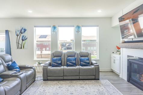 1407 Ironwood Court Carver MN 55315