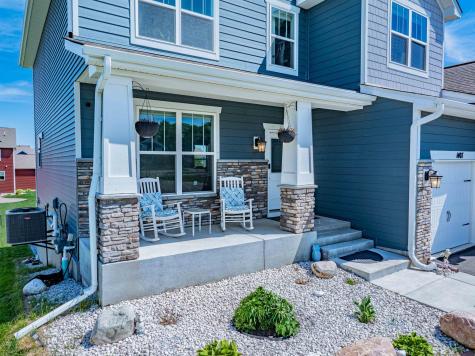 1407 Ironwood Court Carver MN 55315